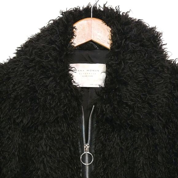 ZARA WOMAN Faux Fur Teddy Bomber Jacket Black Crop Coat Fall Winter Layering S - Picture 4 of 16